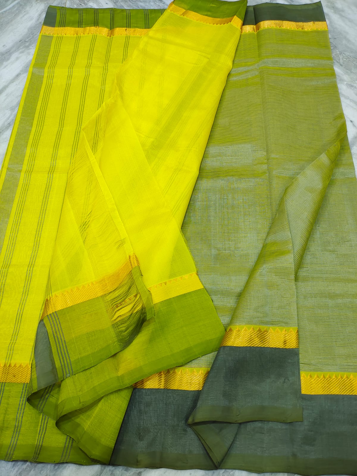 Mangalagiri pattu plain saree