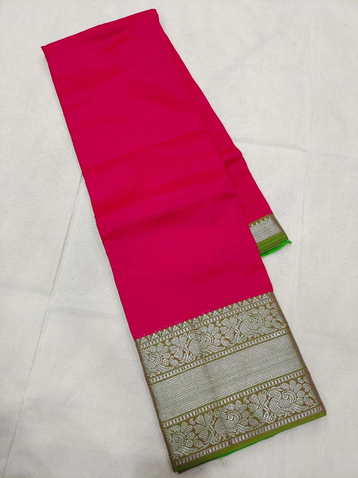 Plain Kanchipuram silk saree Cost: 7800 inr Whatsapp: 91 7019277192