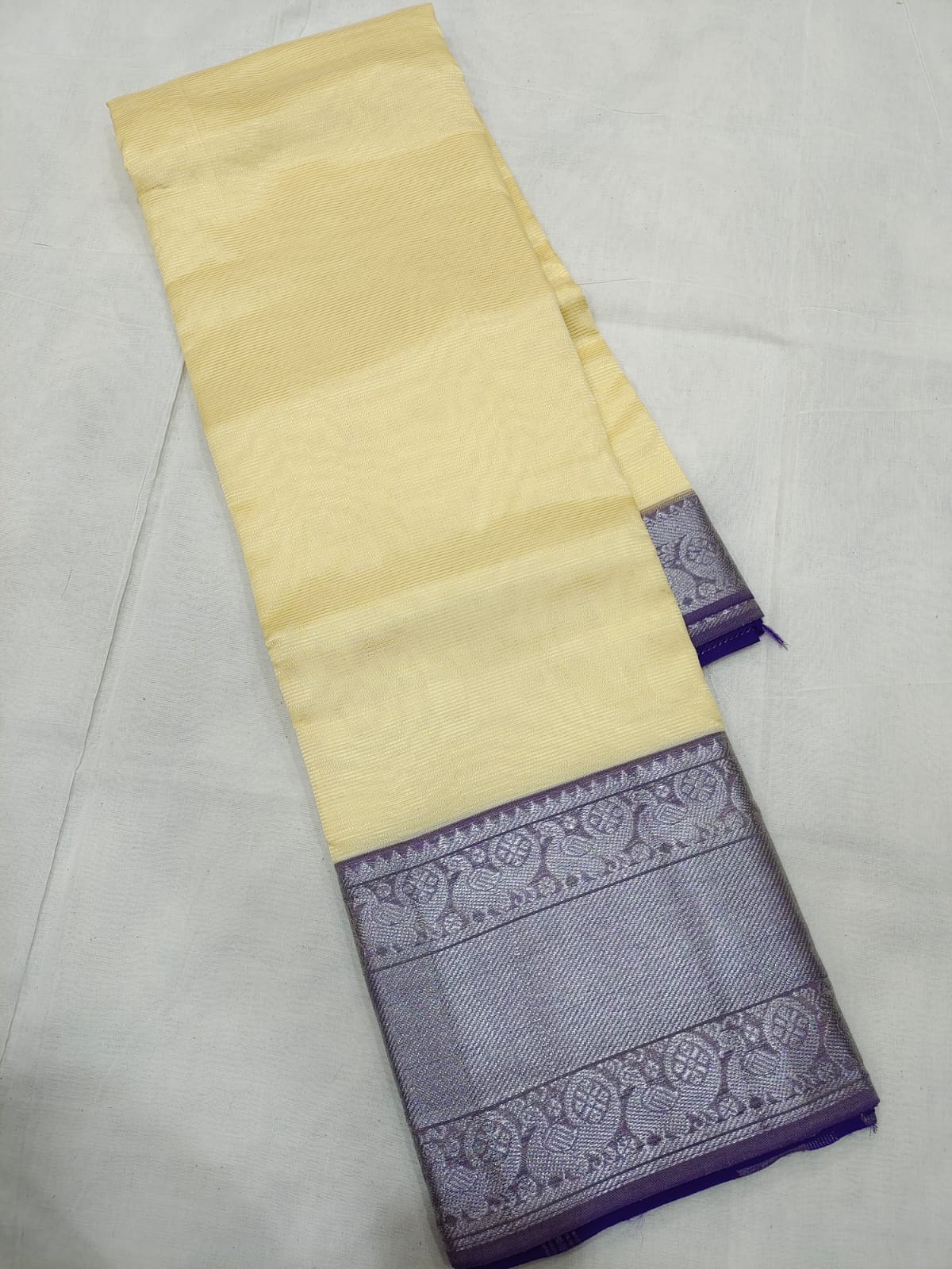 Checked Pure Handloom Mangalagiri Silk Pattu Sarees at Rs 999 in Bhagalpur