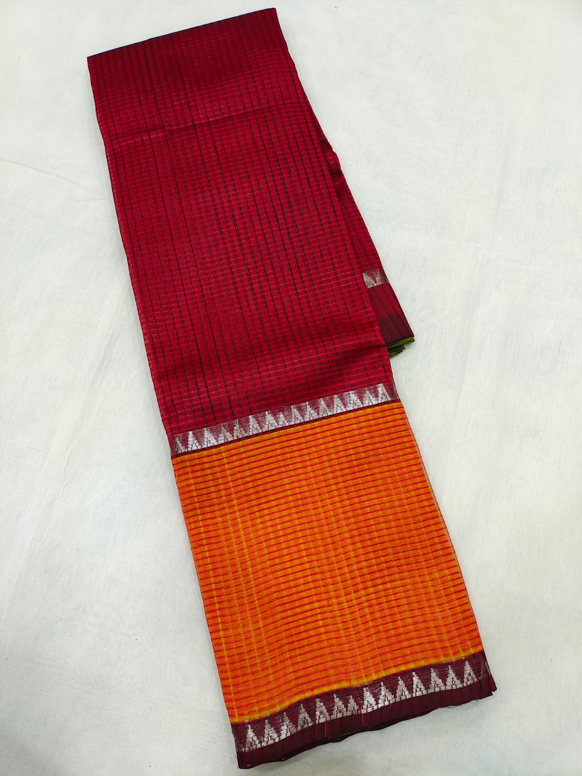 Mangalagiri pattu plain beautiful missing check jari temple border saree