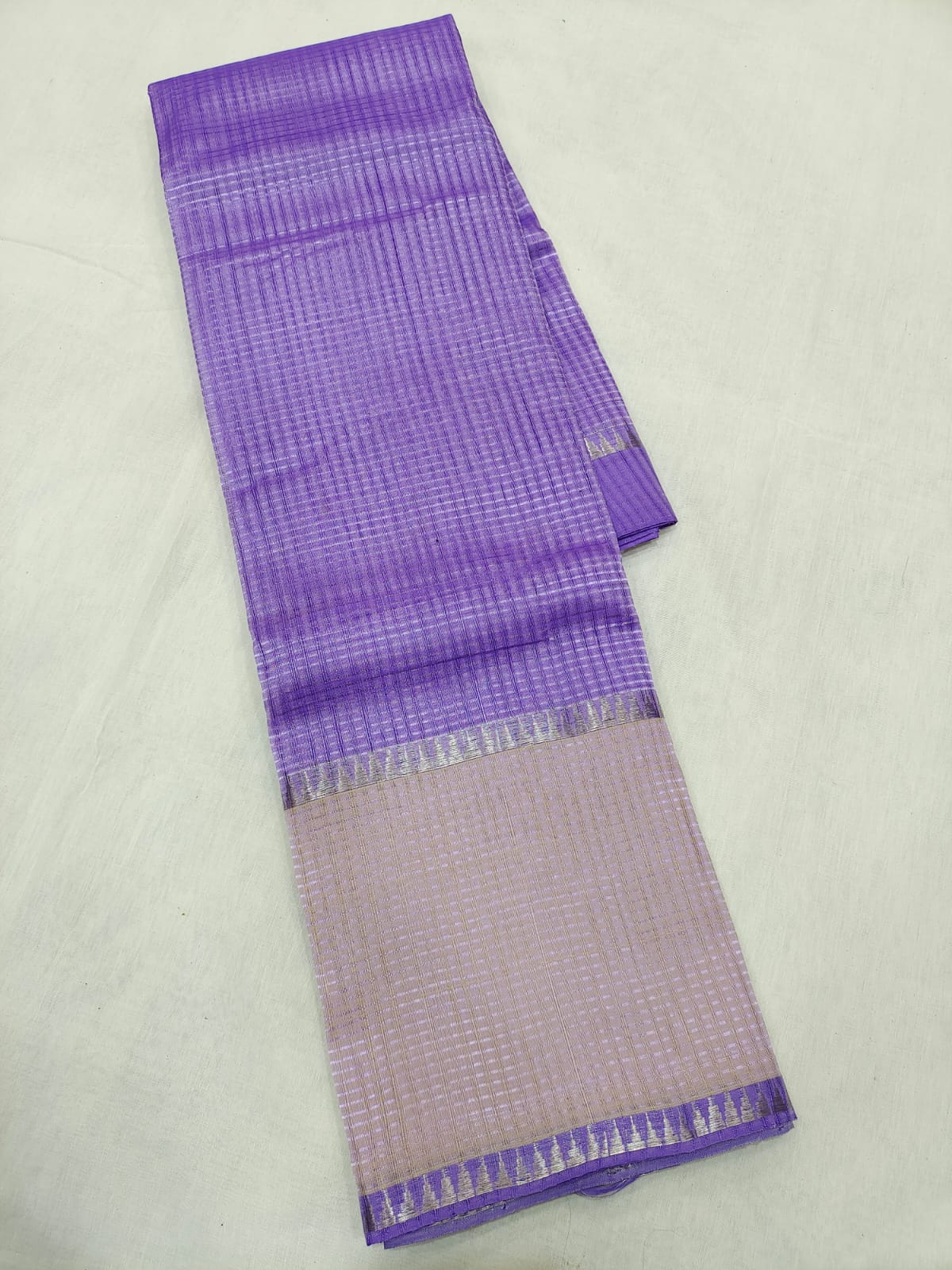 Mangalagiri pattu plain beautiful missing check jari temple border saree