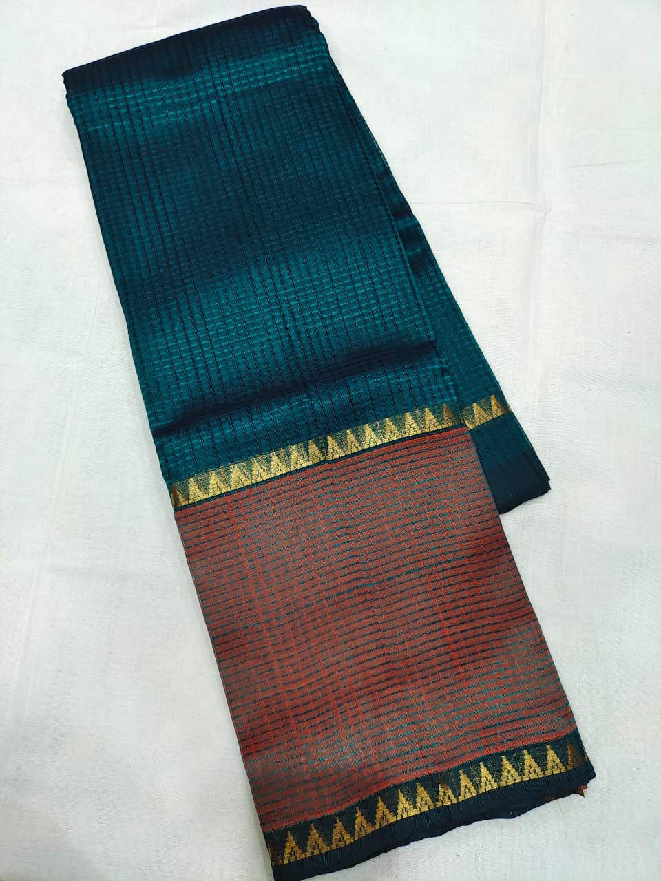 Mangalagiri pattu plain beautiful missing check saree - Vannamayil Fashions