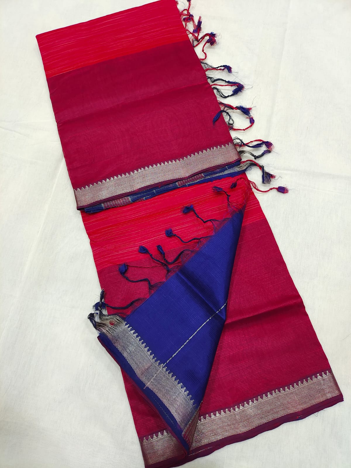 Printed Full Catalog Saree New Plain Saree With Border Designs at best  price in Surat