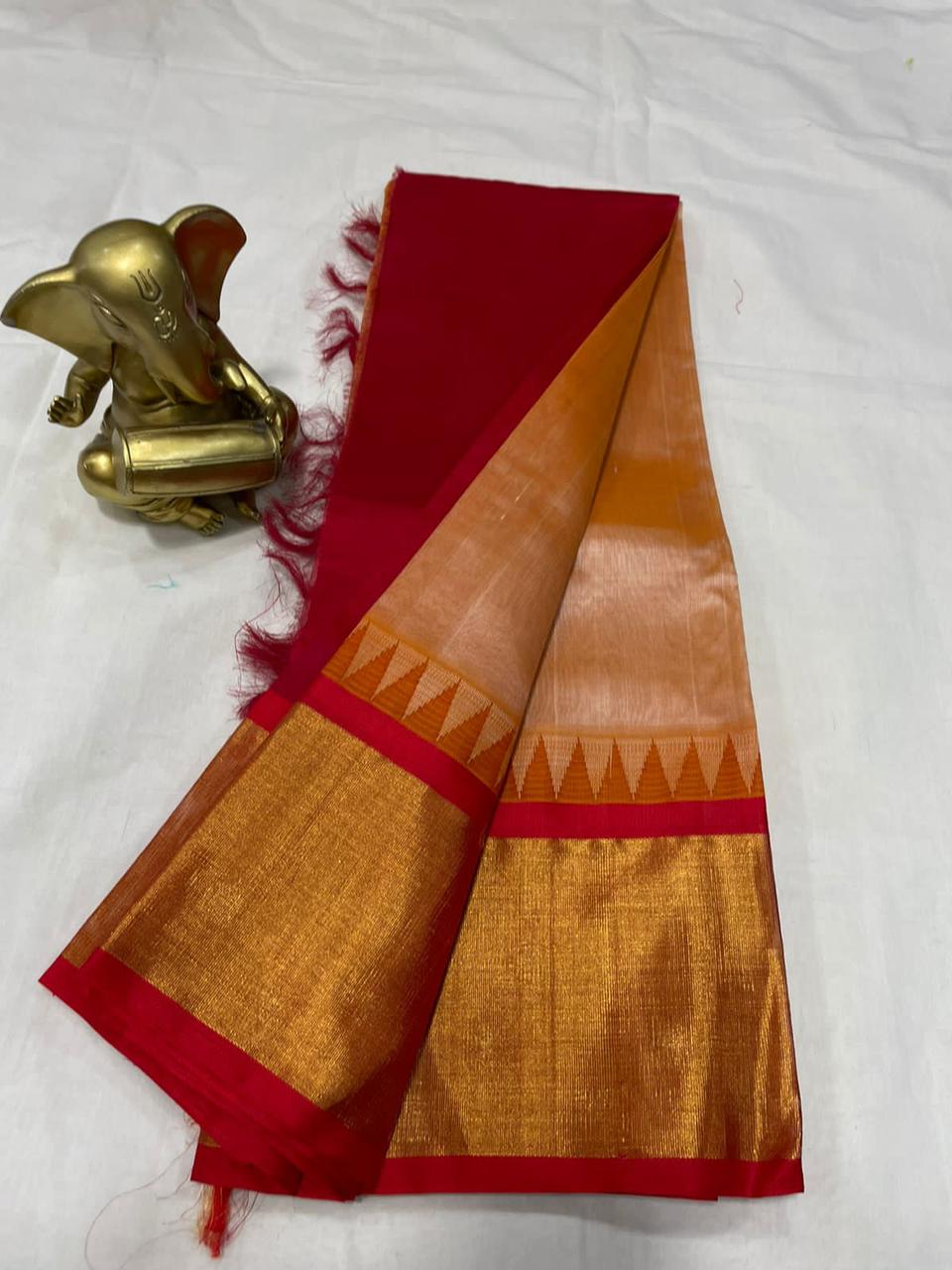 Sap Green Handloom Pure Silk Kanjivaram Saree With Black Temple Border