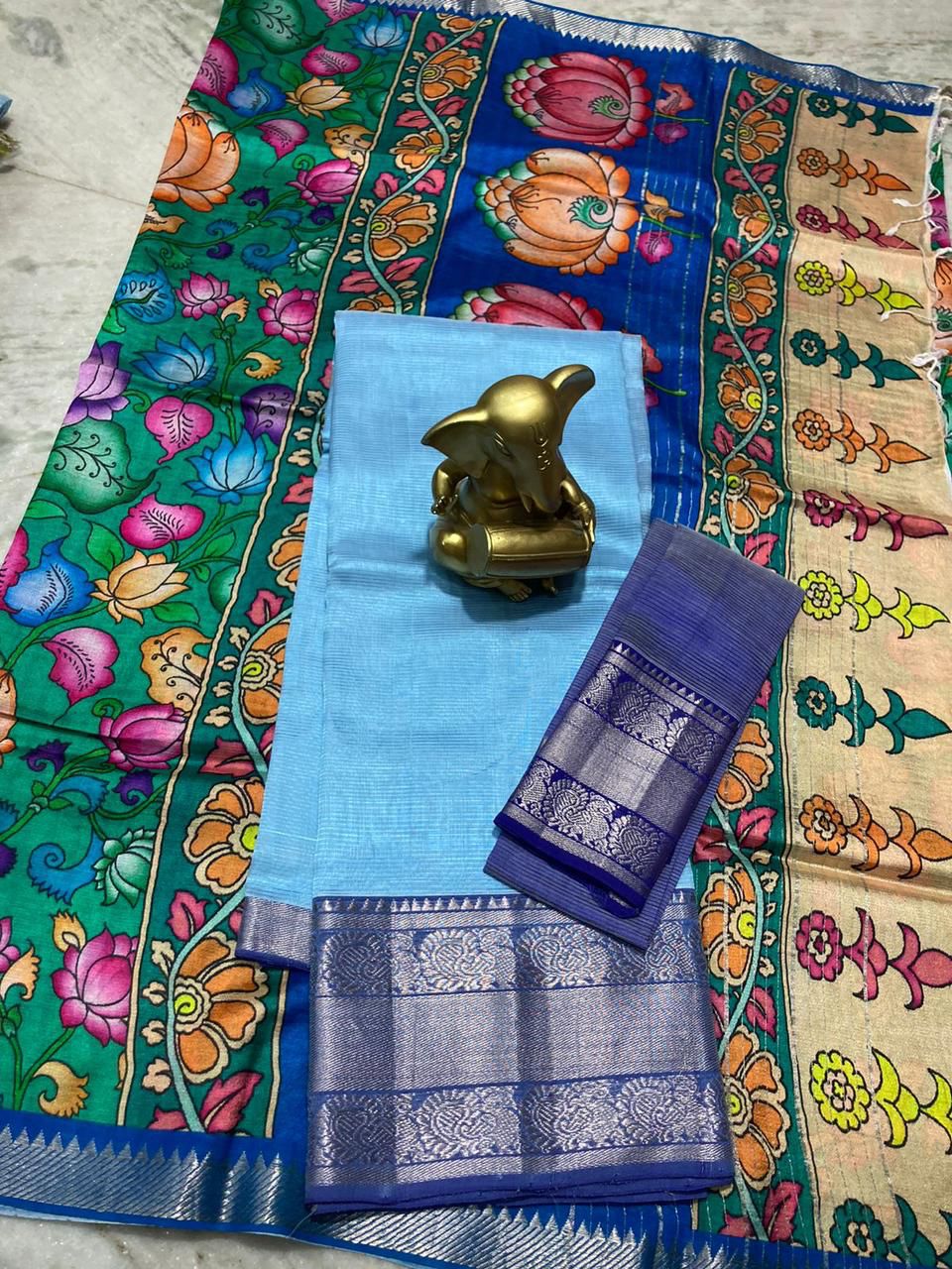 Yellow Mangalagiri Cotton Silk Saree with Kanchi Silk Border - Mirra  Clothing