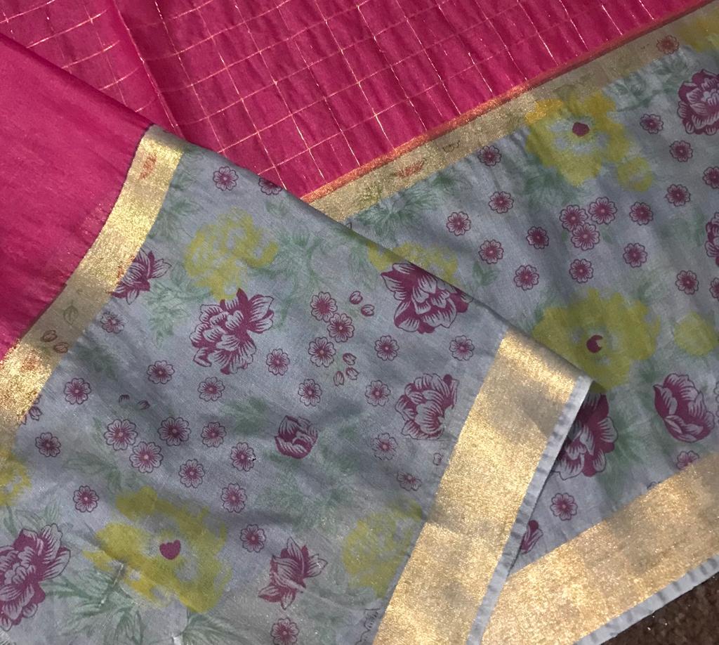 Purely handwoven zari checks mangalgiri silk saree - Vannamayil Fashions