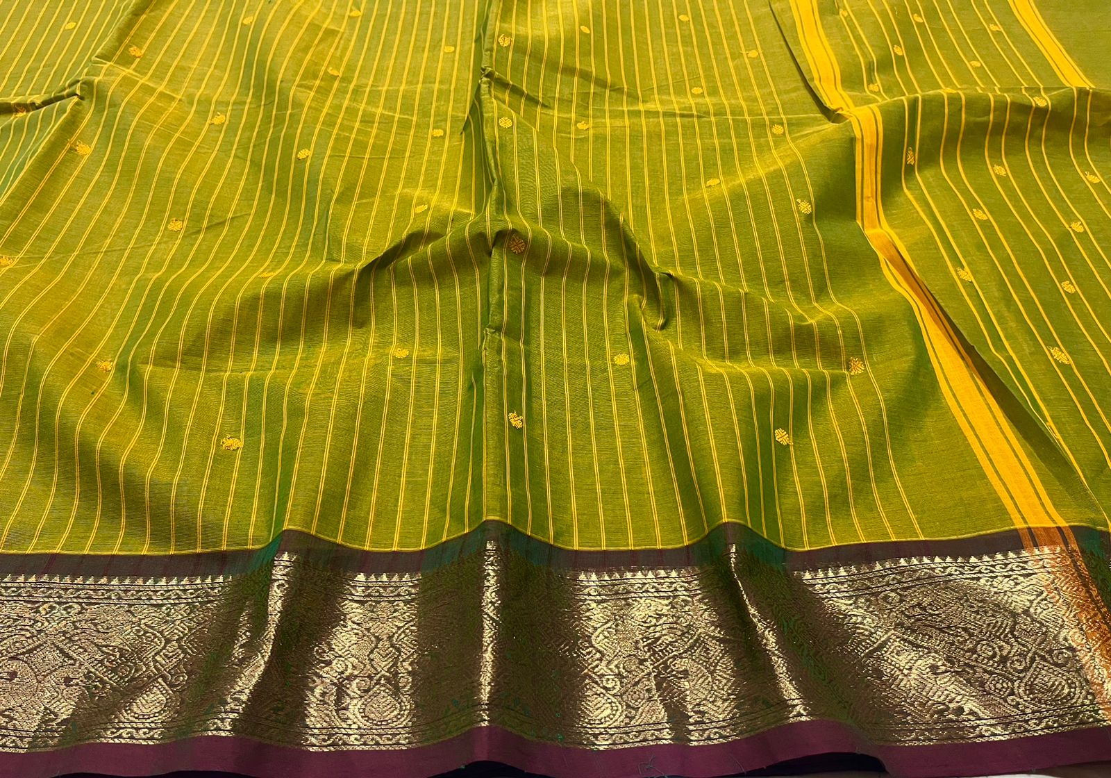 Zari korvai butta chettinad saree