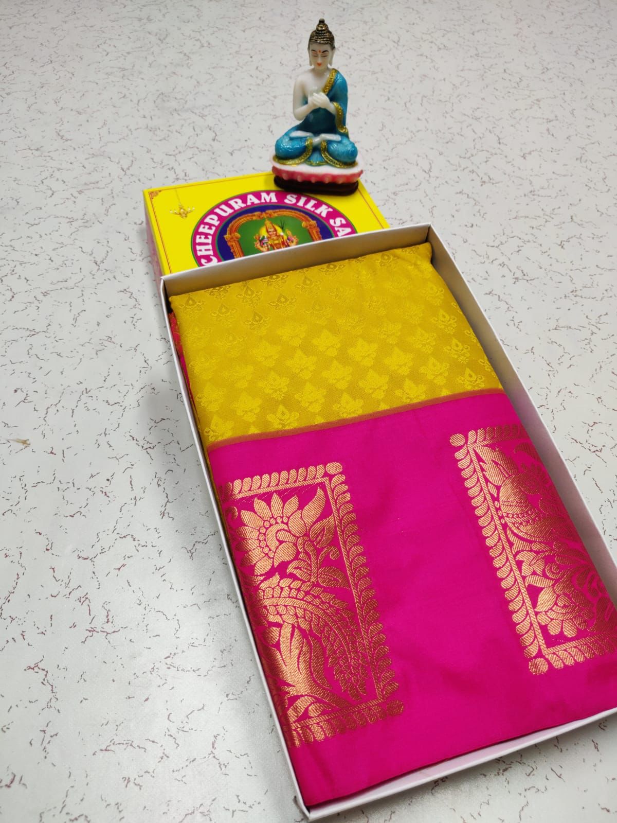 Soft silk saree - Vannamayil Fashions